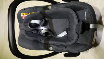 为宝贝购买 Maxi Cosi 安全提篮 Pebble Plus 儿童安全座椅