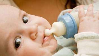 宝宝用品选购指南 篇二：宝宝拒绝吃奶瓶？是你选奶瓶的姿势不对吧！