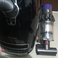 重度过敏鼻炎+清灰强迫症患者的日常：DYSON 戴森 + MIELE 美诺 吸尘器开箱