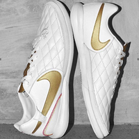 快乐英雄：Nike推出城市版Tiempo LegendX Pro R10小场足球鞋套装