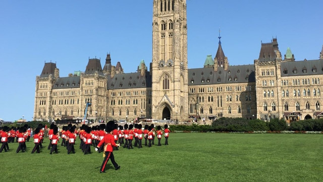 加拿大移民开启EE新政!400分以下不能拿到枫