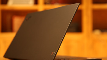 《到站秀》第212弹：为设计师而来的 ThinkPad X1 隐士 笔记本