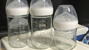 二宝终于有了样新东西 - NUK Nature Sense 玻璃奶瓶套装评测