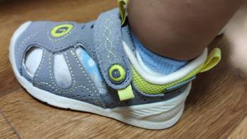 蜈蚣脚 篇五：基诺浦ginoble夏款婴儿包头凉鞋机能学步鞋TXG3018开箱