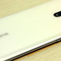 这是一篇不完全以数据为基础的手机评测-OPPO REALME X评测