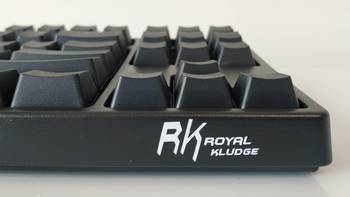 买回一把键盘，顺手DIY一个原木腕托，RK双模87键樱桃青轴开箱