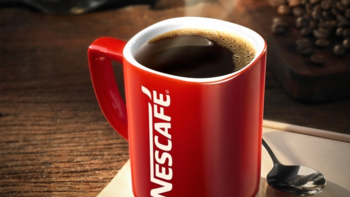 机身小巧、轻便易拿：Nestle 雀巢将推出其有史以来最小的胶囊咖啡机 Piccolo XS