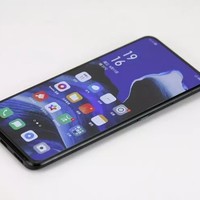 它让手机稳定器可以退休了：OPPO Reno2评测