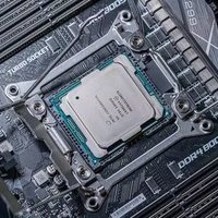 Intel Core i9-10980XE天梯榜首测：性价比倍增的至尊酷睿