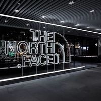 潮闻快食 | YOHO!Boy 带你体验 TNF BaseCamp @ Genting 滑雪活动和新店开业！