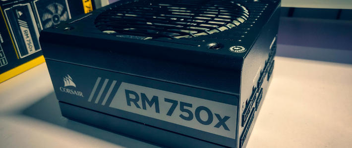 海盗船rm750x开箱体验