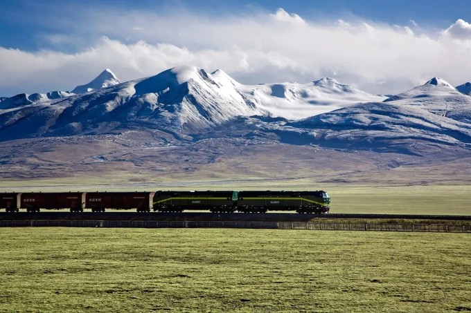 青藏铁路全线通车14年神奇天路神在哪儿