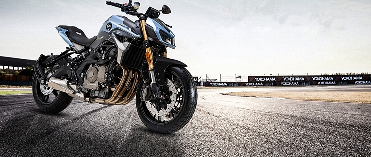qjmotor追600开箱,这是黄龙600官方改装版?