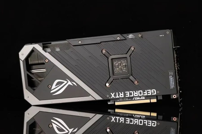 华硕rog strix rtx3070 o8g gaming显卡评测:低温和静音兼具并非不