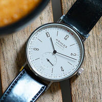 德表遇上包豪斯——NOMOS Tangente  180机械表