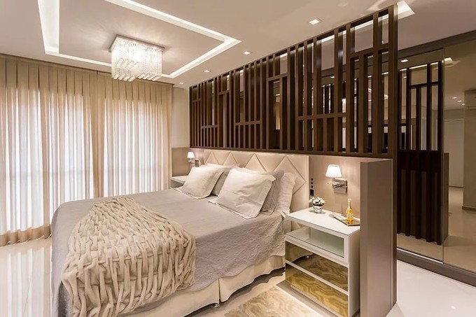 design 小建议,如果卧室的纵向深度不足,建议床头墙改用镂空或矮隔断