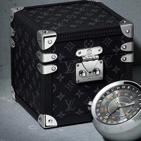 LOUIS VUITTON 推出TRUNK 座钟