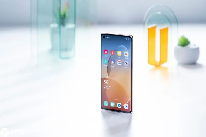 opporeno5pro抢先体验补上视频手机最后一块拼图