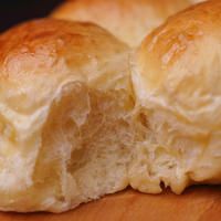 食务的吃货世界 篇三十四：如何做出松软的面包？你需要知道的都在这里