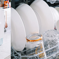 不用预留安装位，轻松上阵解君愁：2000多的美的初见台式洗碗机实测体验