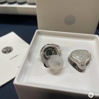 数码评测 篇二十六：入门级hifi耳机的榜样：锦瑟香也TFZ LIVE1耳机开箱