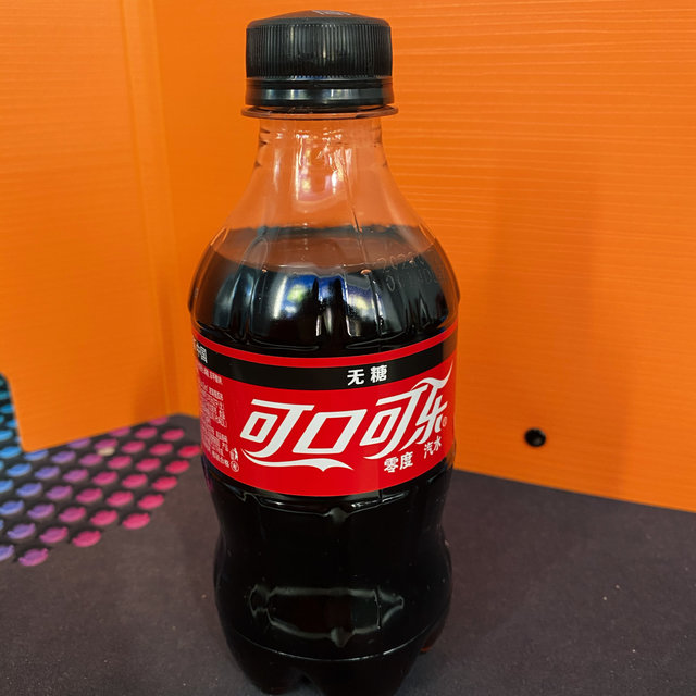 coca-cola 可口可乐 汽水 零度 碳酸饮料 300ml*12瓶 整箱装 可口可乐