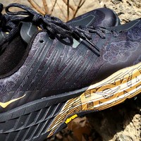 跑鞋测评 篇二：风林火山，盖世羚云--Hoka One One Speedgoat4 [羚云]开箱