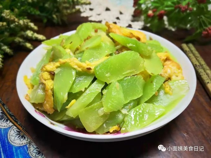 李时珍称它"千金菜",叶酸含量高,爽口还便宜,老人孩子要多吃 !