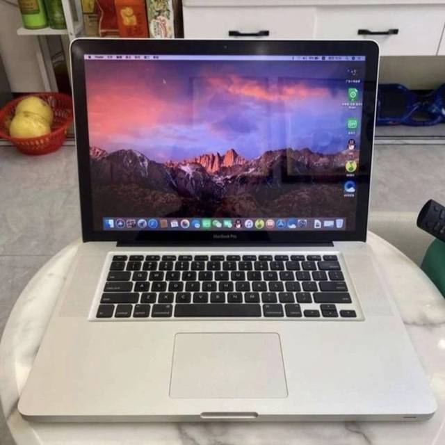 apple苹果2020款macbookpro133十代i516g512g20ghz银色笔记本电脑轻薄