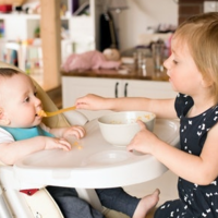 【宝贝餐桌】篇一：折叠式儿童餐椅的选购指南和推荐