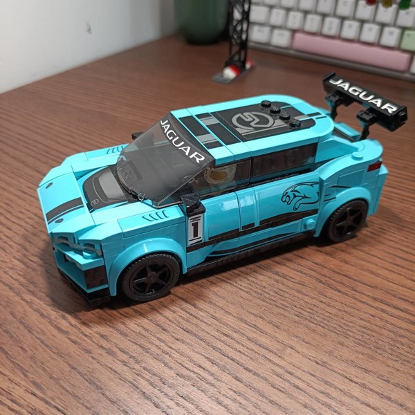 lego乐高超级赛车系列76898松下捷豹赛车队