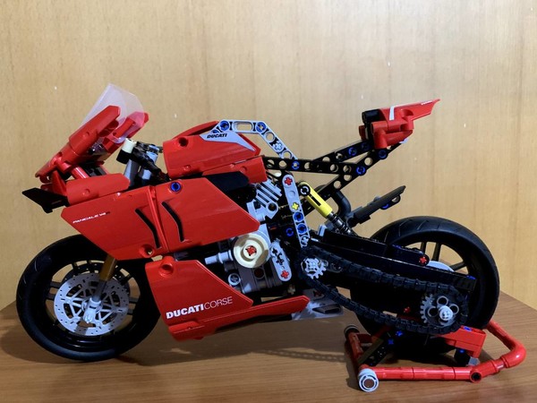 lego乐高科技系列杜卡迪ducativ4r42107成人高难度玩具