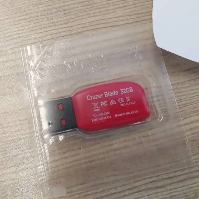 sandisk闪迪酷系列酷刃cz50usb20u盘黑色16gbusb