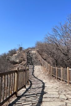 登山踏青盘点北京7大爬山好去处人少景美