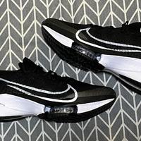 胖胖买的鞋 篇一百五十一：疫情反复要多运动啊！Nike Air Zoom Tempo Next%