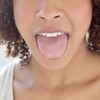 看舌頭知百病，要是口腔黏膜有在發白你需要謹慎了！