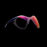 將新技術加入復古款，Oakley 奧克利復刻Sub Zero眼鏡！
