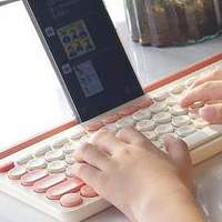 一款拒绝“撞衫”的蓝牙键盘如何拿下颜值界的扛把子？