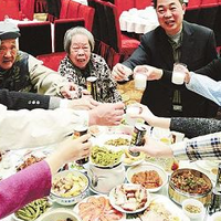 锦绣山河千万程，春节和身边人相聚，“白酒”该怎么选？
