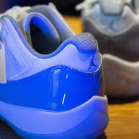 “最美篮球鞋”的再进化——AJ11LOW水泥灰