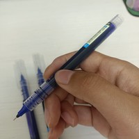 超级好用的直液大容量速干笔，颜色正，用起来非常顺滑