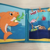 童书绘本 篇六：这鲨鱼布书能让晨宝玩得忘了娘！