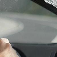 固特异朗净雨刷器：让行车更清晰、更持久！