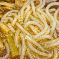 白象螺蛳粉——广西柳州的美食传奇