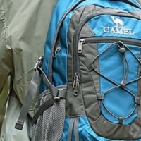 骆驼（CAMEL）户外双肩包男女30L轻便徒步旅行运动登山背包 A9W3CO3135 蓝色深度评测