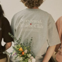 NORYBRAND主題愛心刺繡設計感短袖cleanfit 簡約boxy版型圓領T恤