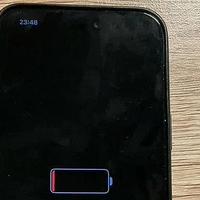 iOS 18 新功能：iPhone 15系列手机电池耗尽后仍能显示时间