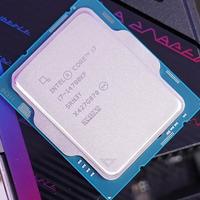 i7-14700KF对比锐龙 7 9700X：双11装机该选谁？