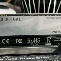 致态TiPro9000作为PCIe 5.0固态硬盘，性能堪称卓越。