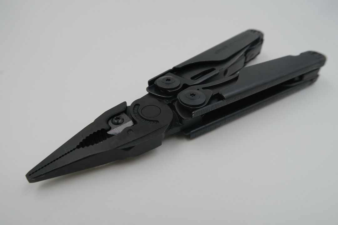 EDC小工具——LEATHERMAN 莱泽曼 TTI 多功能工具钳(附与海啸对比)